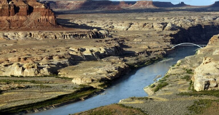 977283 me colorado river 113 cmc