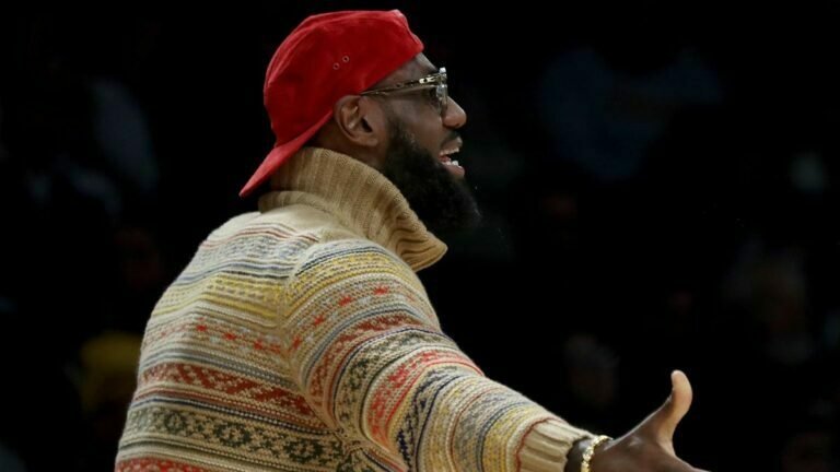 Billionaire LeBron James Says He Won’t Shell Out $8 A Month For Twitter Verification