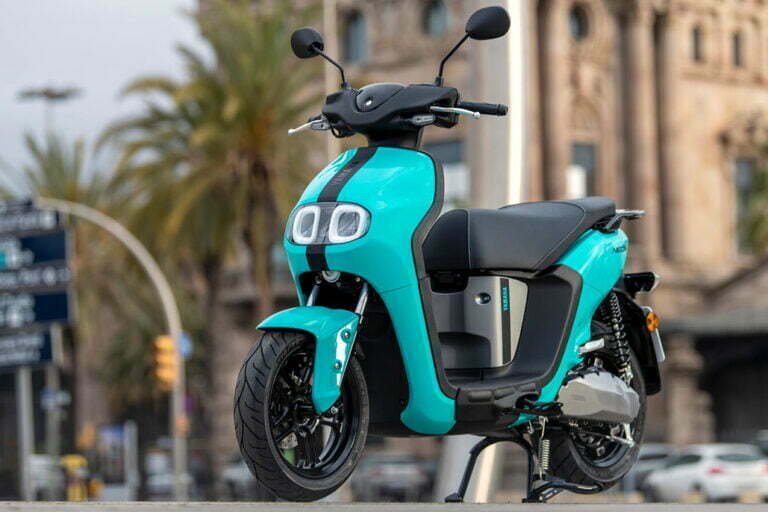 New Aqua colour for the NEO’s and NEO’s Dual Battery electric scooters