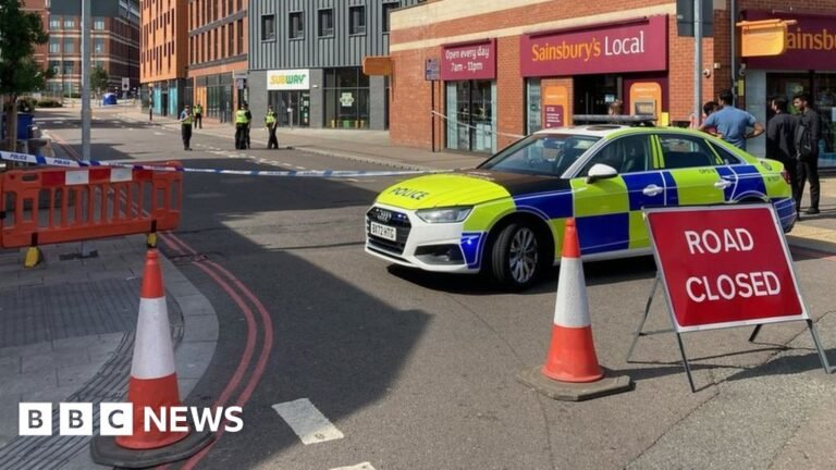 Coventry: Pedestrian and cyclist hit by car die from injuries