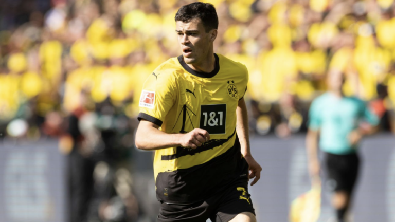 Gio Reyna appears for Borussia Dortmund’s Under-23 side