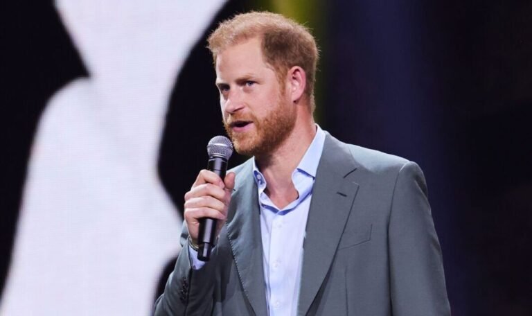 Prince Harry ‘does a JFK’ at Invictus Games as he speaks German