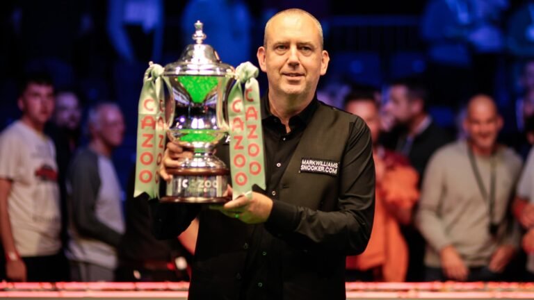 ‘Rolling back the years’ – Williams joins fellow Welsh icon Reardon in snooker golden list