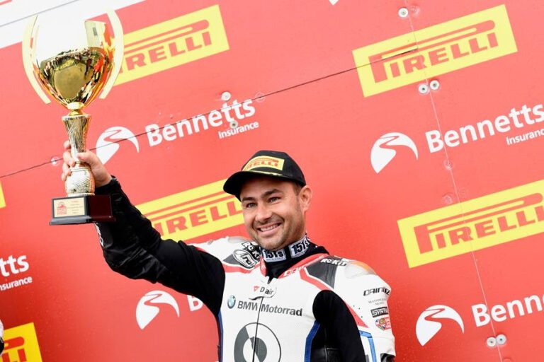 Leon Haslam: Back on the Box