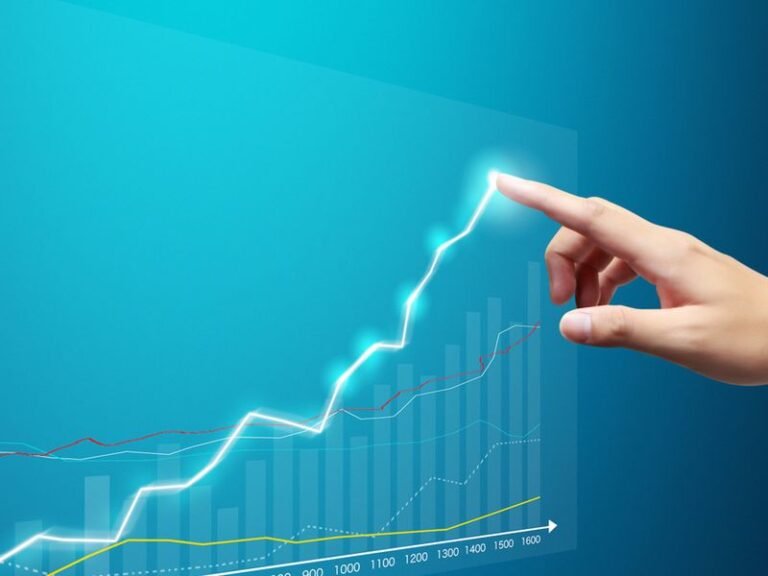 Solana Is ‘Richly Valued’ Versus Ether, but Could Still Outperform If Trump Gets Elected: Standard Chartered