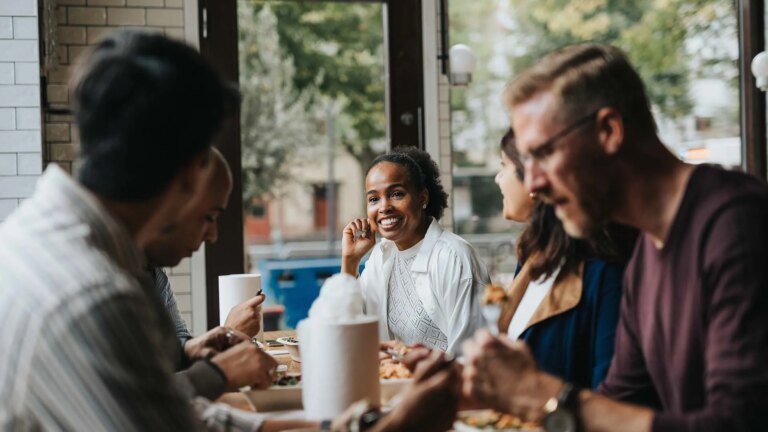 People Who Excel at Conversation Always Do This, According to a Psychologist Who’s Worked With Thousands of People